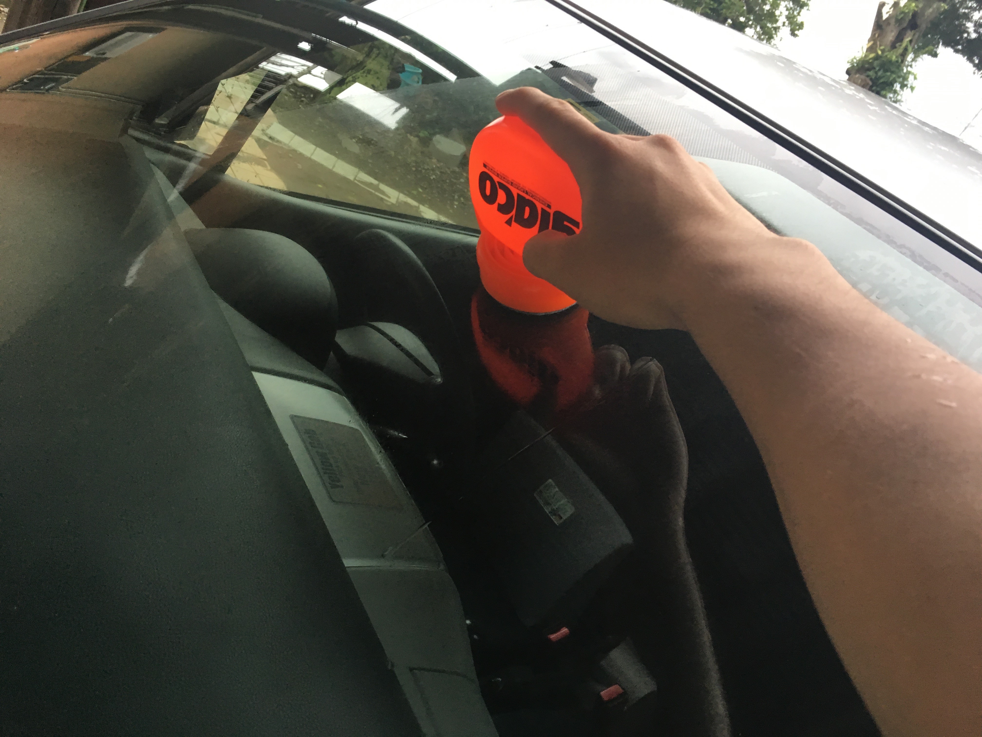 梅雨対策 ガラコでノーワイパー走行を実現させ 雨天走行時の快適性を向上せよ